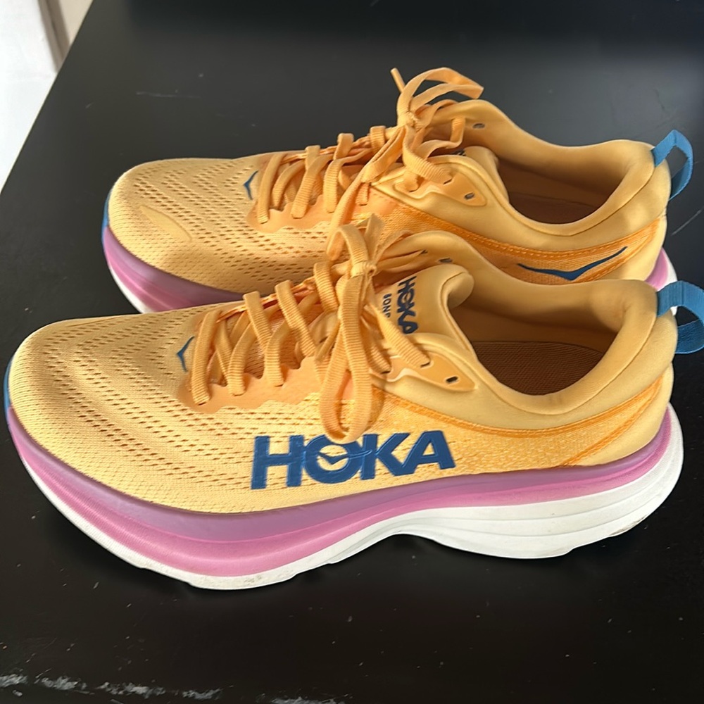 Hoka shoes size 8.5